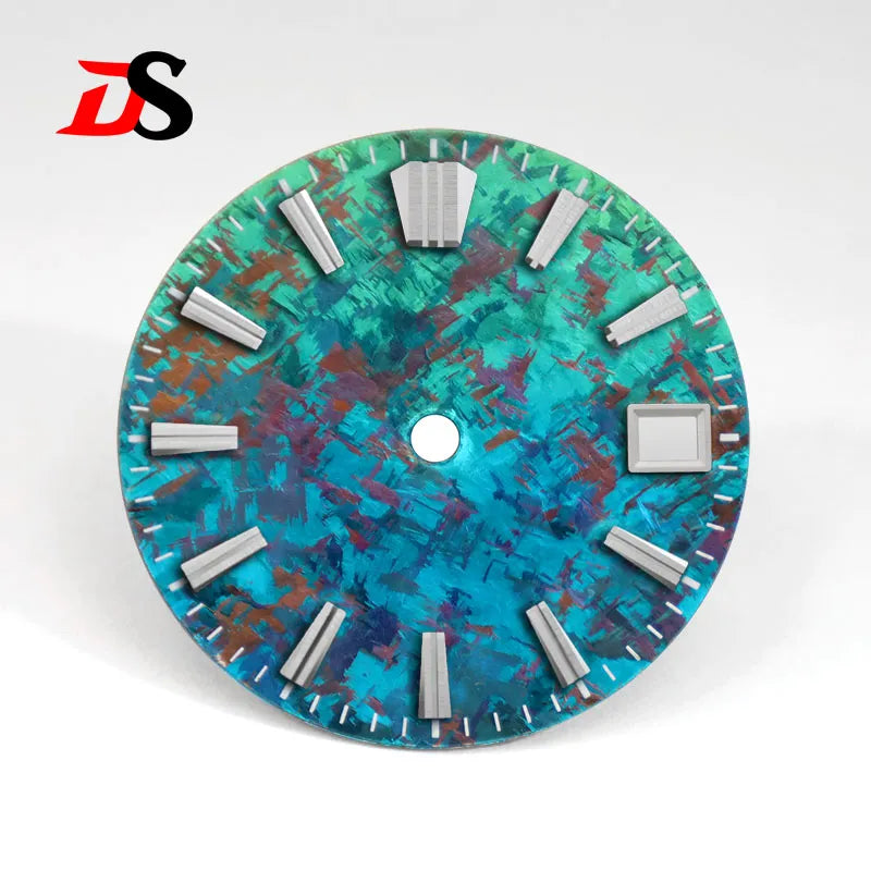 Gradient Sea Blue Watch Dial Crystal Titanium Texture NO Lume NH35 Movement 28.5mm