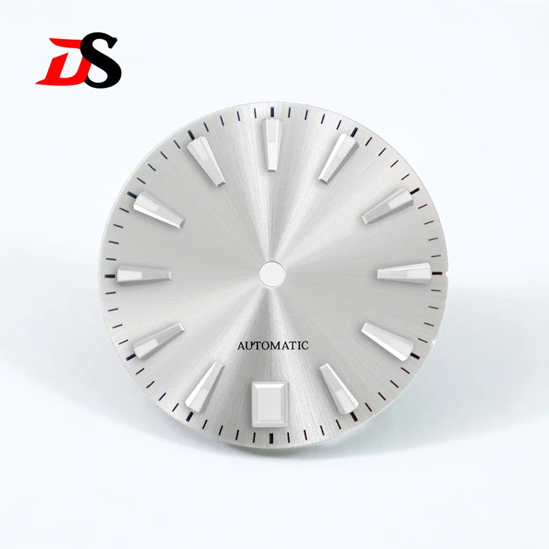 28.5mm Sunburst Dial BGW9 C3 Lume 6 O 'clock NH35 Movement