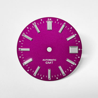 Brilliant Magenta Dial NH34 GMT SU7 28.5mm