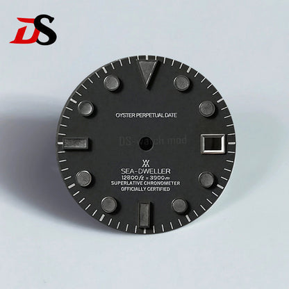 Black Lume SEA-DWELLER Dial