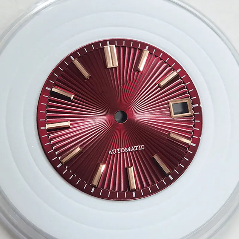 Red Cocktail Dial NH35NH34 No Lume 28.5mm