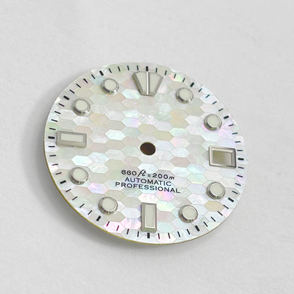 White Mother-of-pearl Dial BGW9 C3 Luminous White Blue MOD NH35 28.5mm