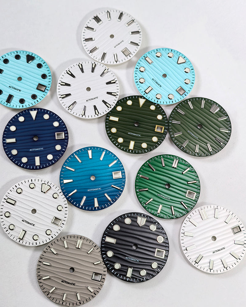 28.5mm Dial Wave Texture No Lume 6 O'clock Date Blue Lume NH35NH36