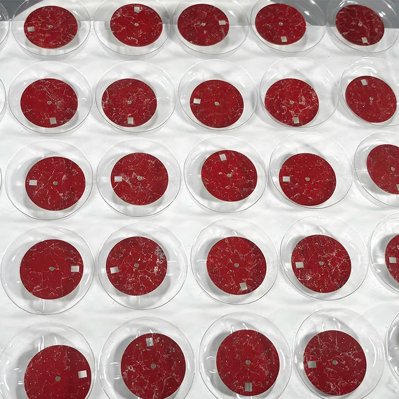 28.5mm Sea of Red Clouds Stone Blue lume Natural Strawberry NH35