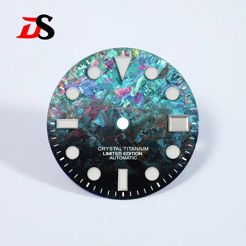 28.5mm Dial Ice Crystal Titanium Dial Chaotic BGW9 C3 Lume NH35 Movement