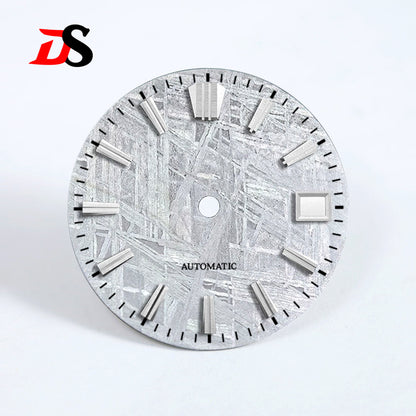 28.5mm Gray Natural Meteorite Dial BGW9 C3 Lume NH35NH36 Automatic Movement