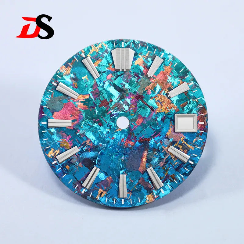 Gradient Sea Blue Watch Dial Crystal Titanium Texture NO Lume NH35 Movement 28.5mm