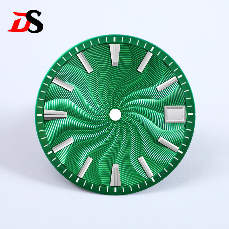 Guilloche Dial 28.5mm No Lume Sterile NH35NH34NH38 Movement 3 O'clock/6 O'clock/no Date