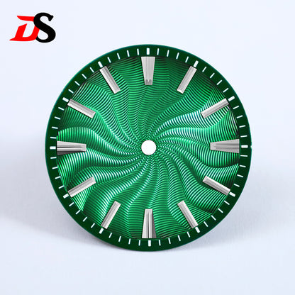 Guilloche Dial 28.5mm No Lume Sterile NH35NH34NH38 Movement 3 O'clock/6 O'clock/no Date