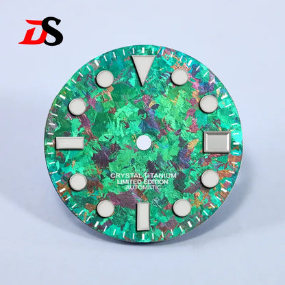 28.5mm Dial Ice Crystal Titanium Dial Chaotic BGW9 C3 Lume NH35 Movement