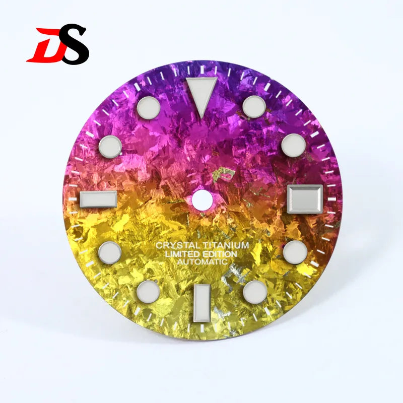 28.5mm Dial Ice Crystal Titanium Dial Chaotic BGW9 C3 Lume NH35 Movement