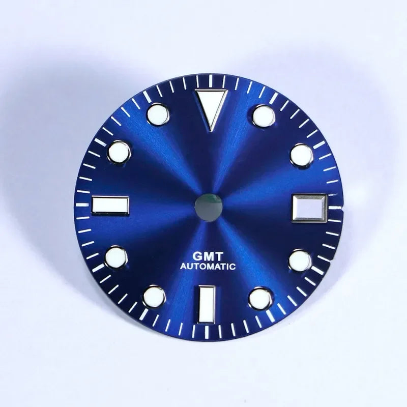 28.5mm Sunburst GMT Dial NH34 Movement
