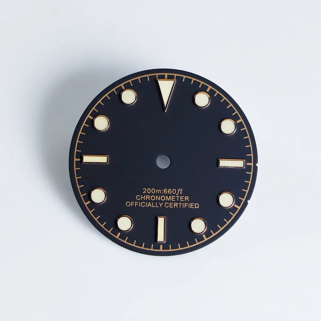 28.5mm Retro Dial BGW9 C3 Lume NH35NH36 Movement No Date Dial