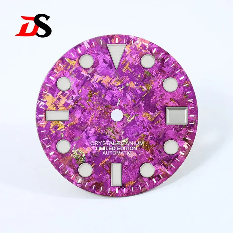 28.5mm Dial Crystal Titanium Text Dial Chaotic Texture BGW9 C3 Lume NH35 Movement
