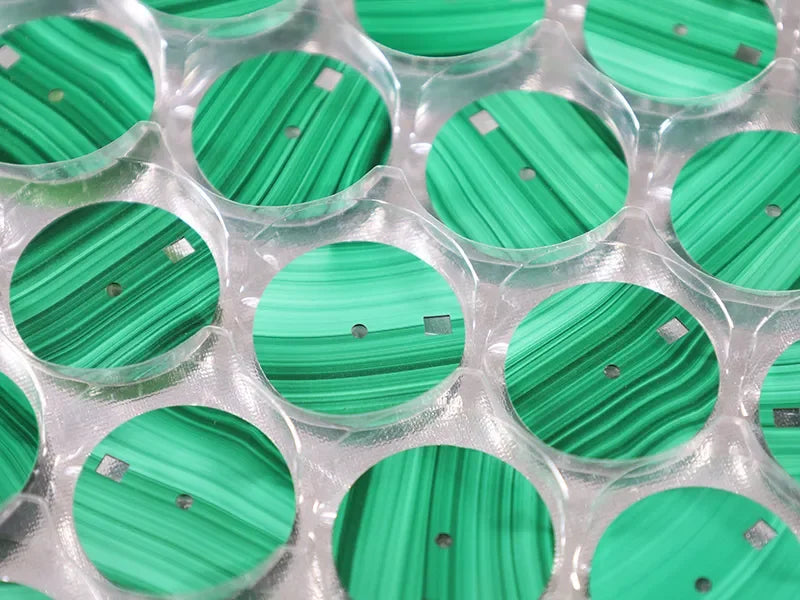 28.5mm Malachite Dial No Lume for Nh35NH36 Movement Natural Stone BGW9 C3 Lume