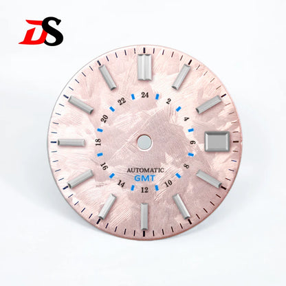 28.5mm Sakura Red GMT Dial No Lume NH34GMT Movement
