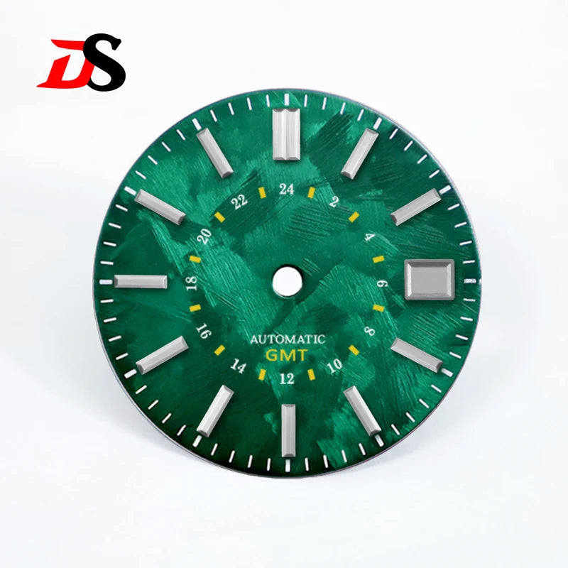 28.5mm Sakura Red GMT Dial No Lume NH34GMT Movement