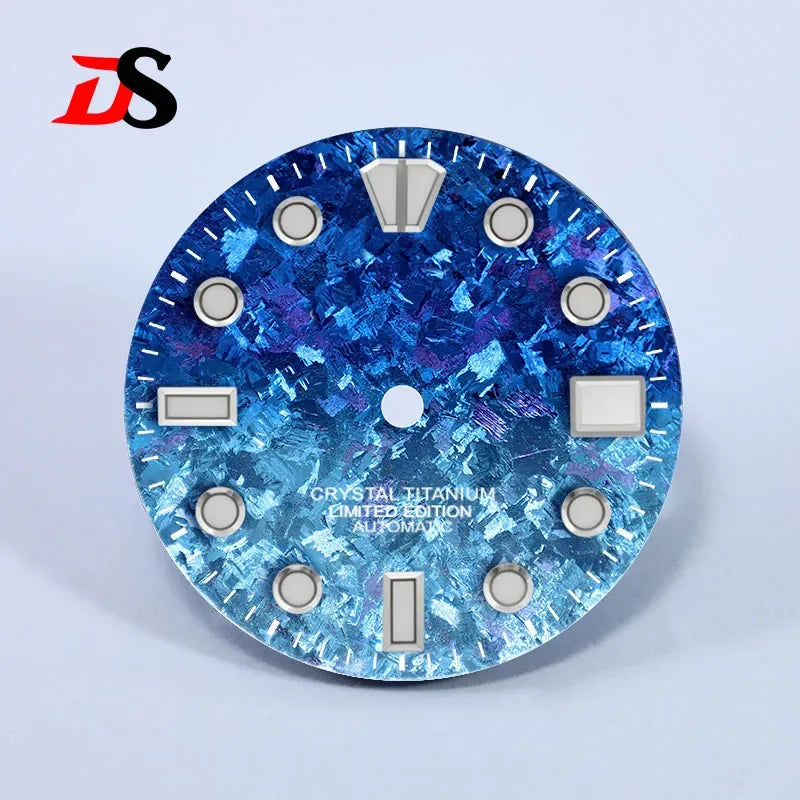 28.5mm Dial Crystal Titanium Text Dial Chaotic Texture BGW9 C3 Lume NH35 Movement