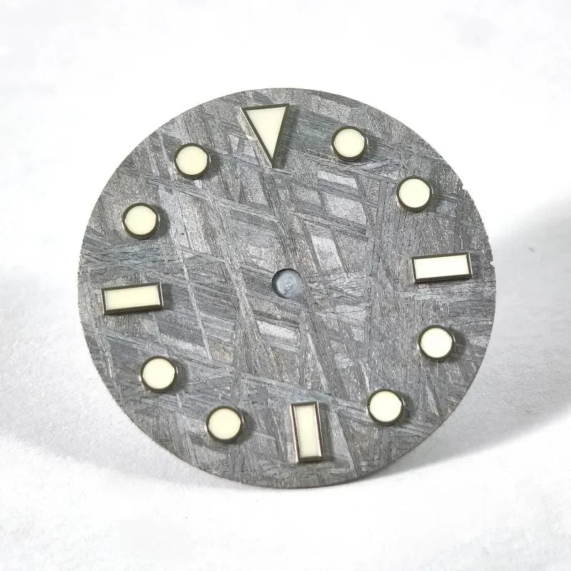 No Tick Mark 28.5mm Natural Grey Meteorite Dial BGW9 C3 Lume NH35NH36 Movement