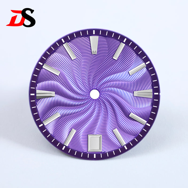 Guilloche Dial 28.5mm No Lume Sterile NH35NH34NH38 Movement 3 O'clock/6 O'clock/no Date