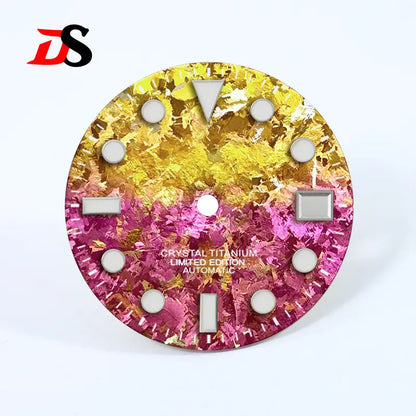 28.5mm Dial Ice Crystal Titanium Dial Chaotic BGW9 C3 Lume NH35 Movement
