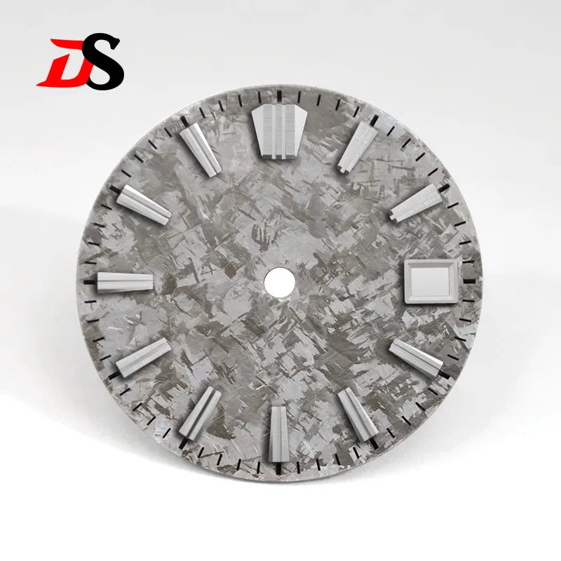 Gradient Sea Blue Watch Dial Crystal Titanium Texture NO Lume NH35 Movement 28.5mm