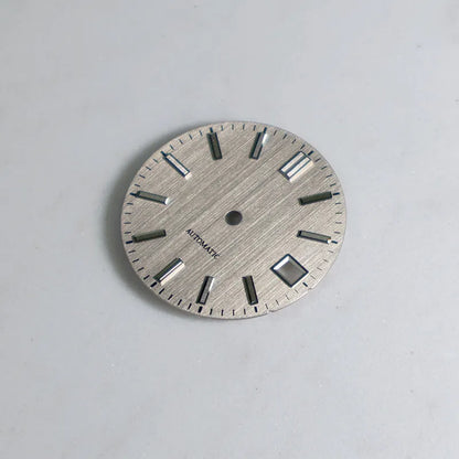 28.5mm Dial Straight Emery Cloth Texture No Lume NH35 Movement