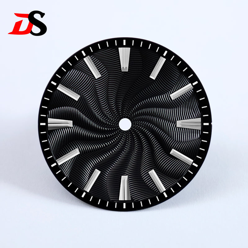 Guilloche Dial 28.5mm No Lume Sterile NH35NH34NH38 Movement 3 O'clock/6 O'clock/no Date