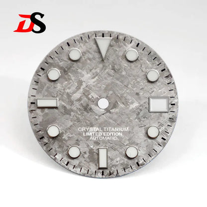 Crystal Titanium Text Dial Chaotic Texture BGW9 C3 Lume NH35 Movement 28.5mm Dial
