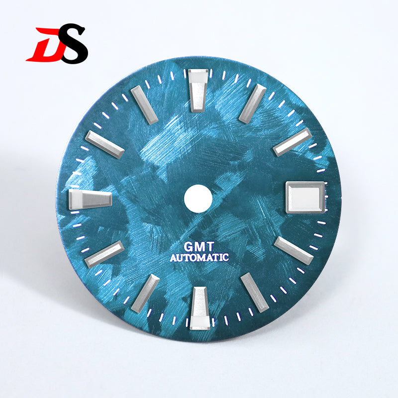 28.5mm Dial Sakura Dial Blue Lume NH34GMT Movement