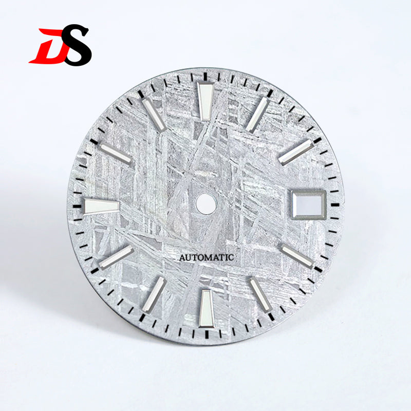 28.5mm Gray Natural Meteorite Dial BGW9 C3 Lume NH35NH36 Automatic Movement