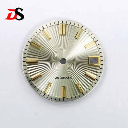 Red Cocktail Dial NH35NH34 No Lume 28.5mm