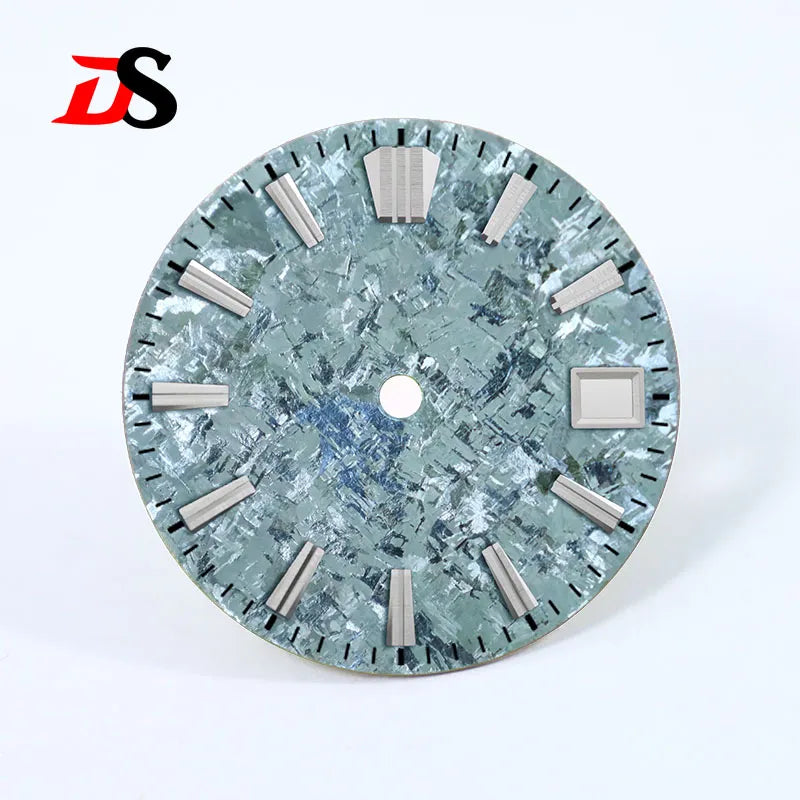 Gradient Sea Blue Watch Dial Crystal Titanium Texture NO Lume NH35 Movement 28.5mm
