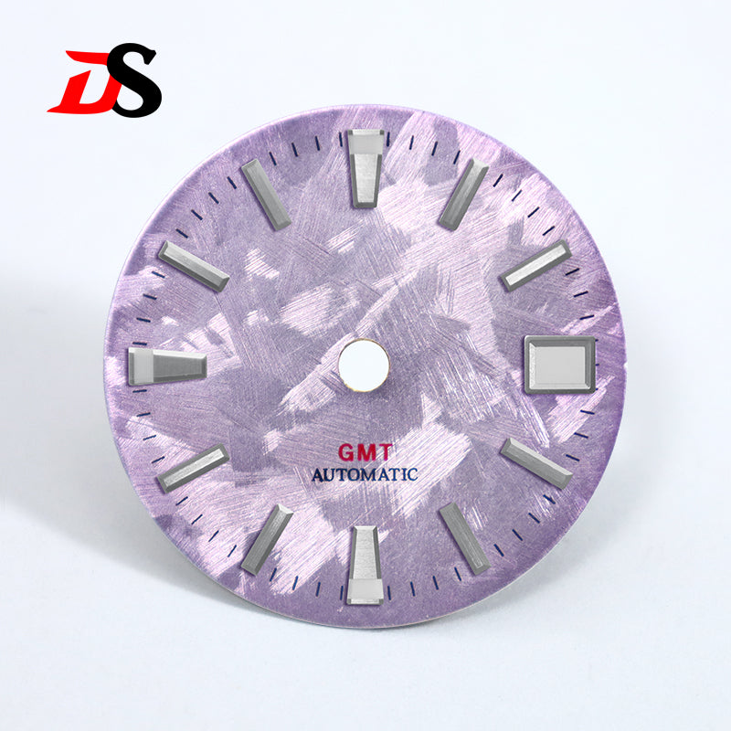 28.5mm Dial Sakura Dial Blue Lume NH34GMT Movement